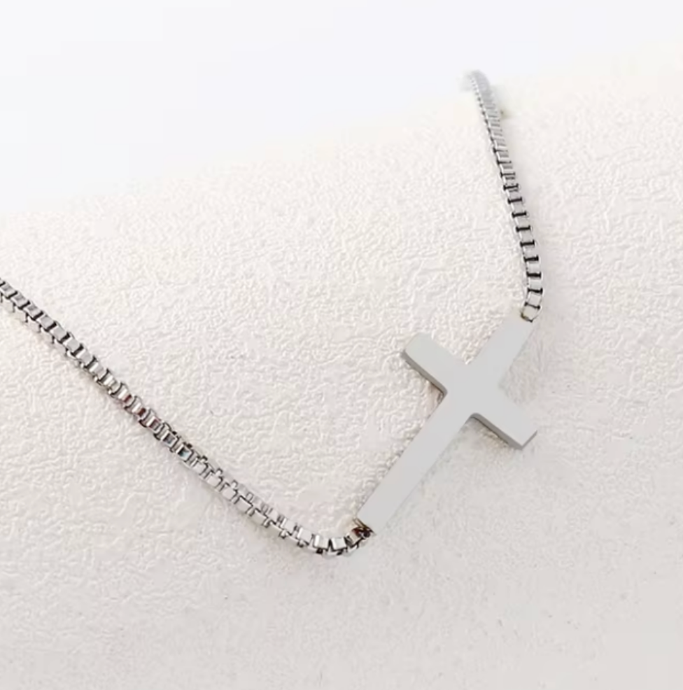 3Wise Side Cross Necklace